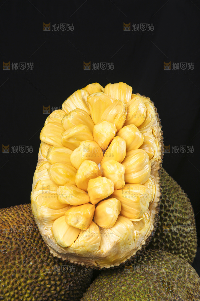 一堆黄肉菠萝蜜