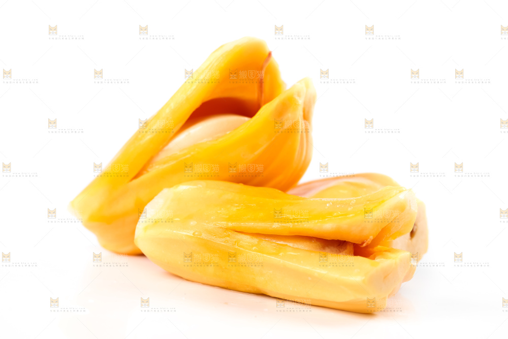 白底上摆放着红心菠萝蜜