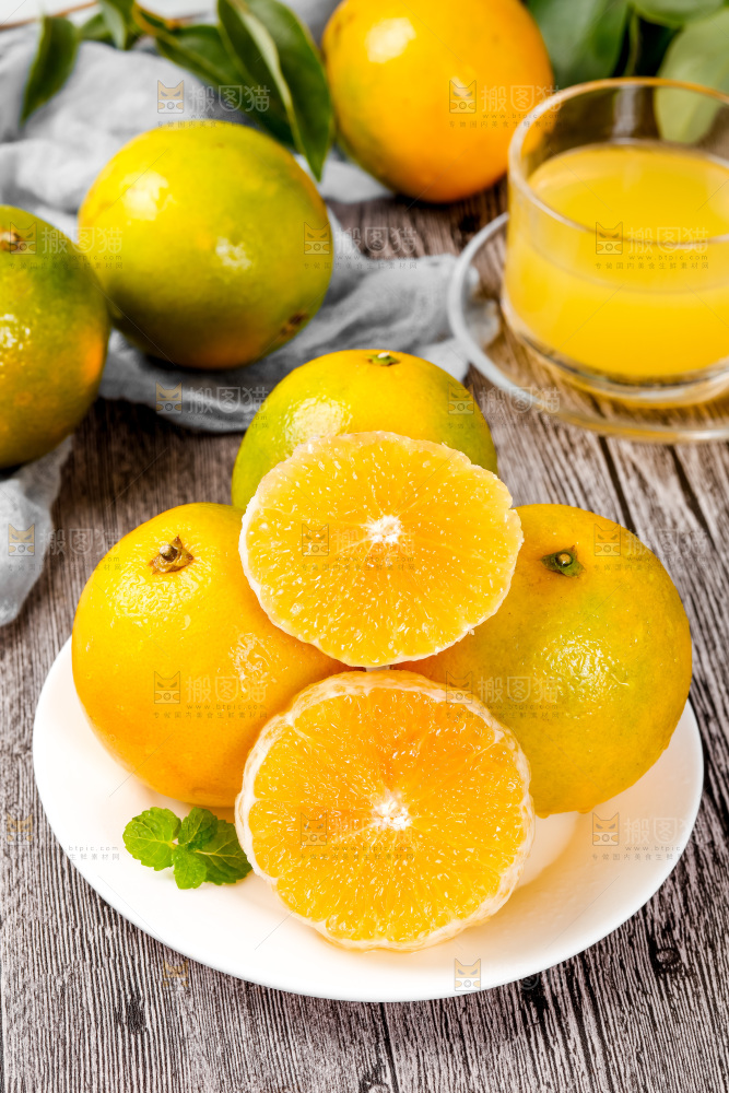 盘子里装着云南实建褚橙