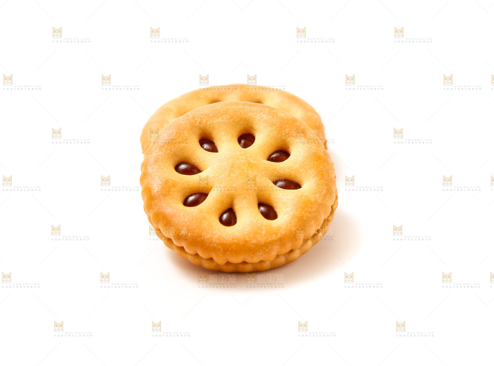 白底上的果酱夹心饼干