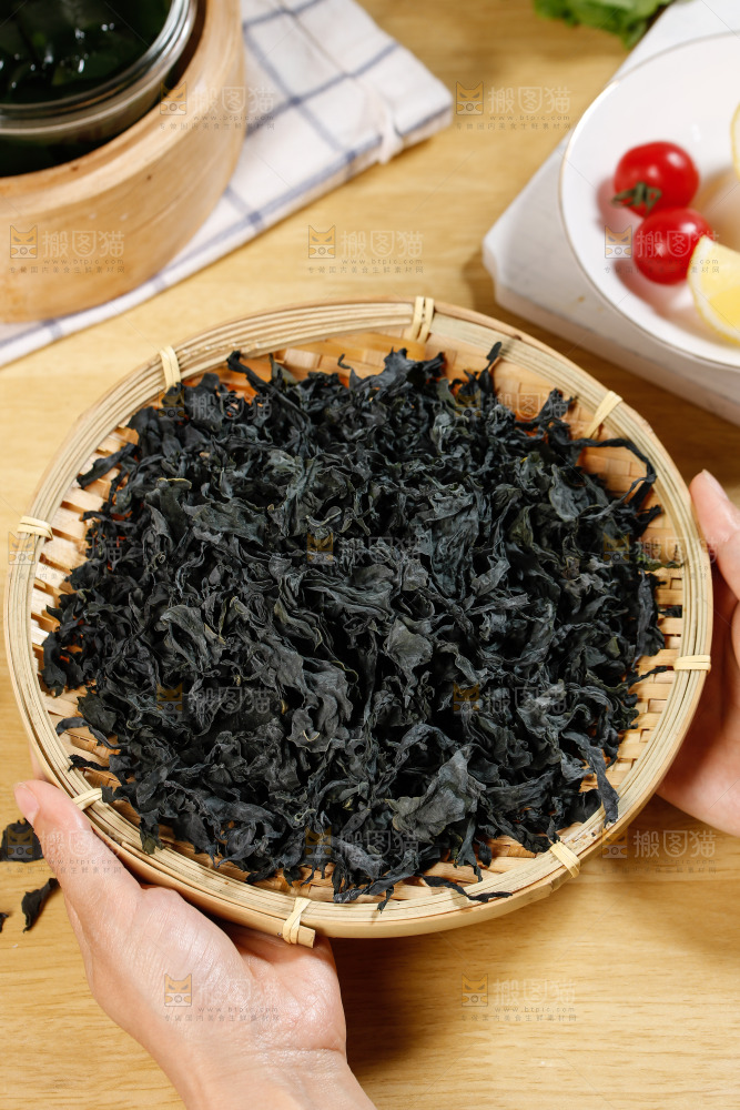 一篮干裙带菜