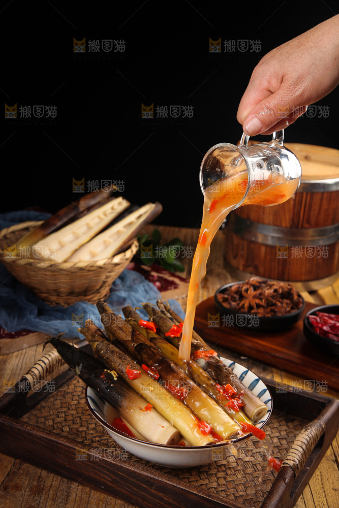 一盘香辣味手剥笋