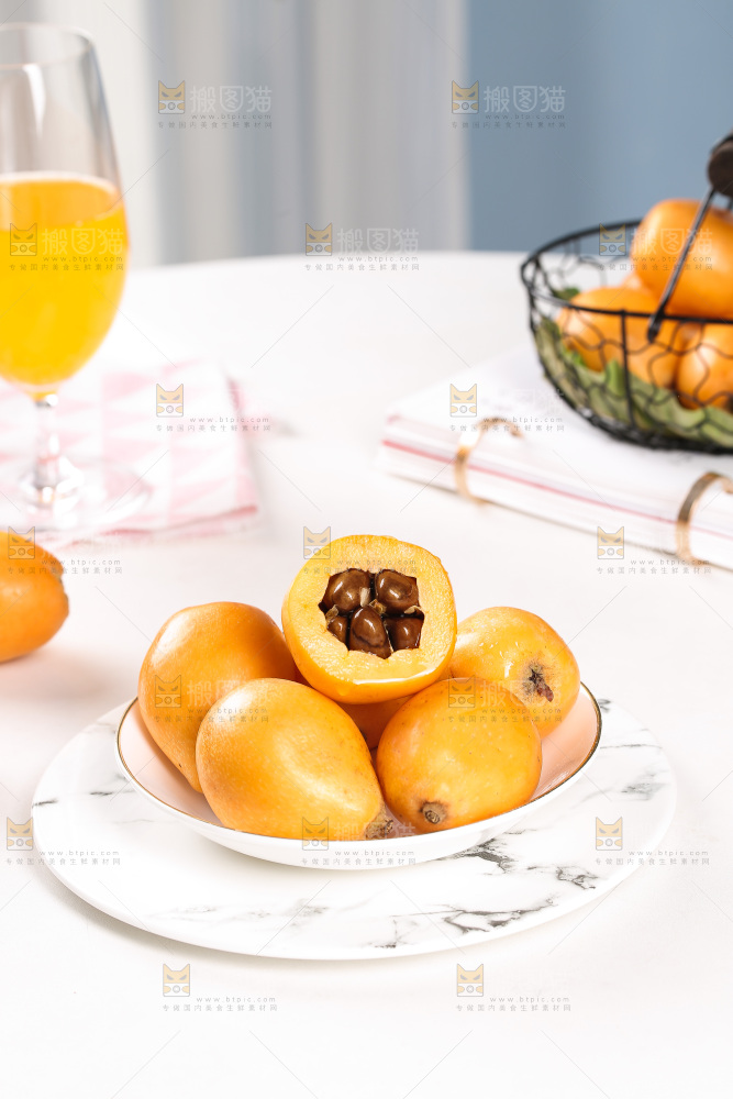 一盘米易枇杷