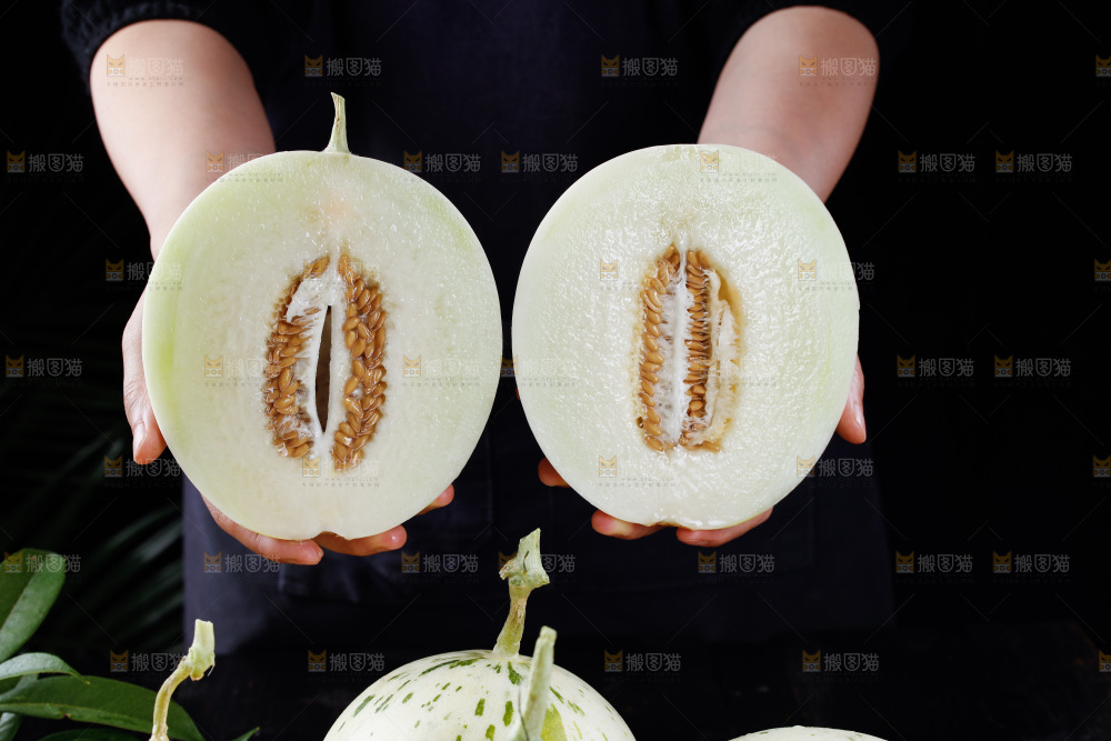 切面的月露流星蜜瓜