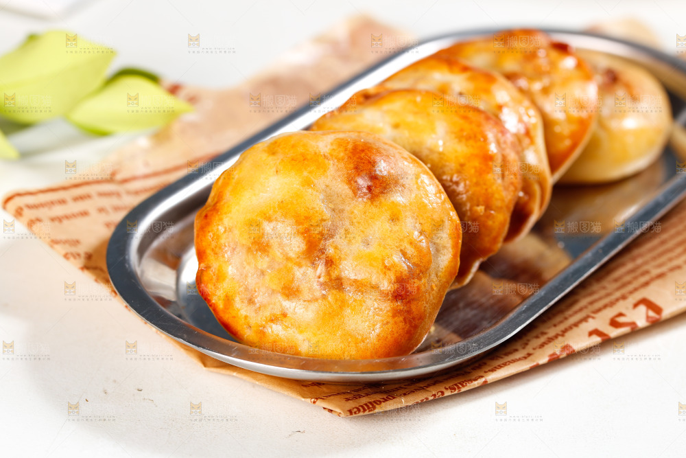 一盘鸡仔饼