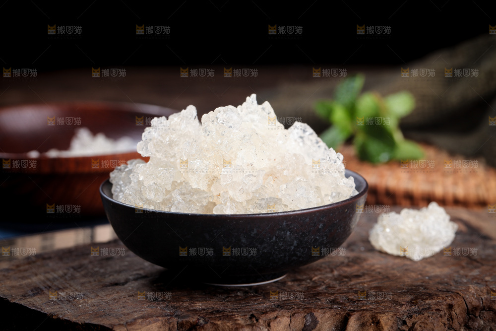 木底上一碗拉丝雪燕