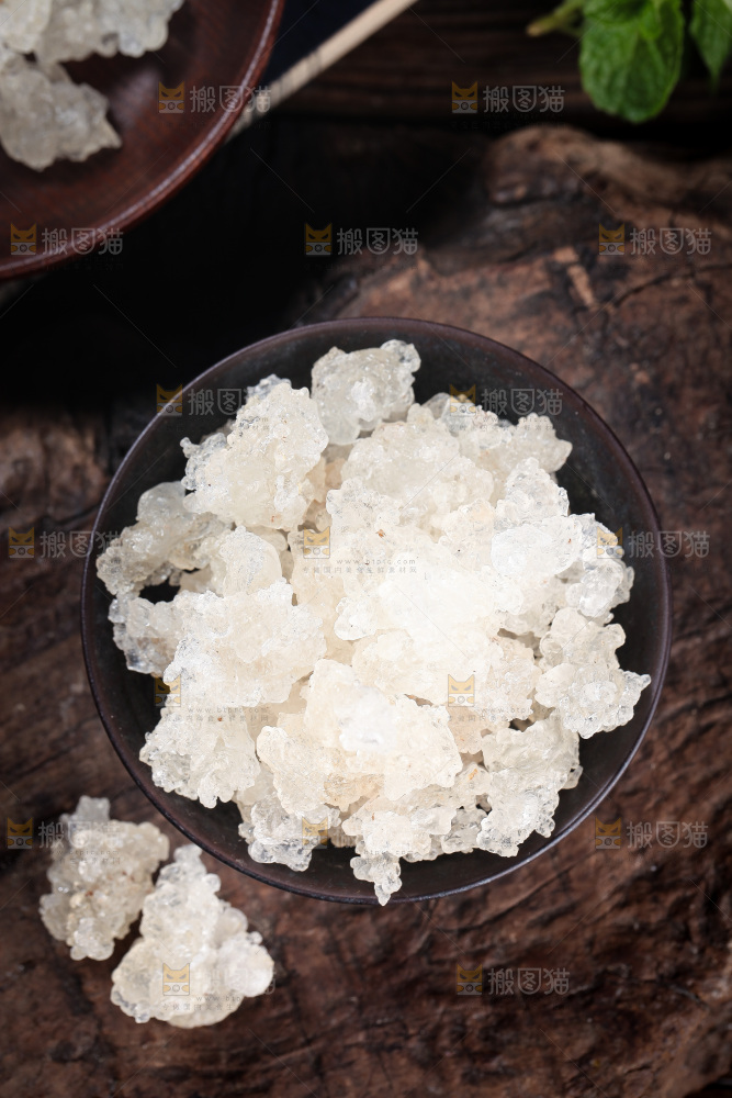 木底上一碗拉丝雪燕