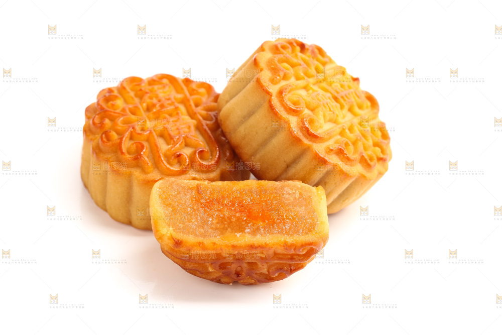 白底上的广式蛋黄月饼