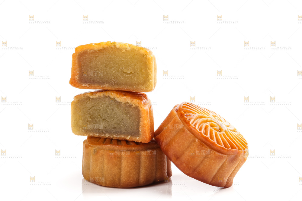 白底上的水果月饼