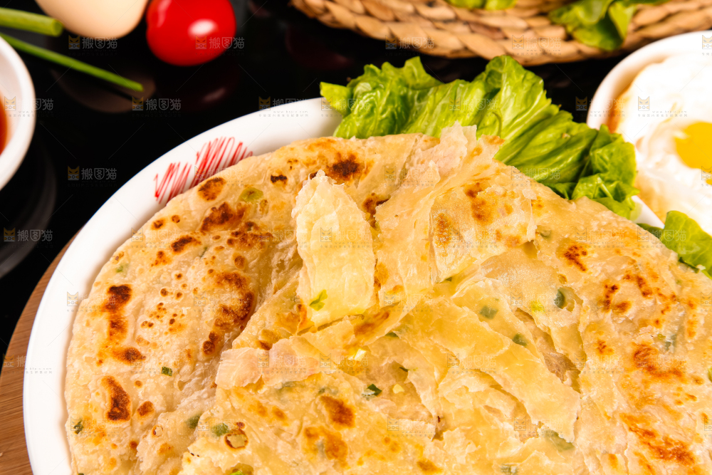 盘子里的煎手抓饼