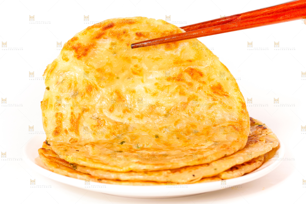 筷子上夹着葱油饼