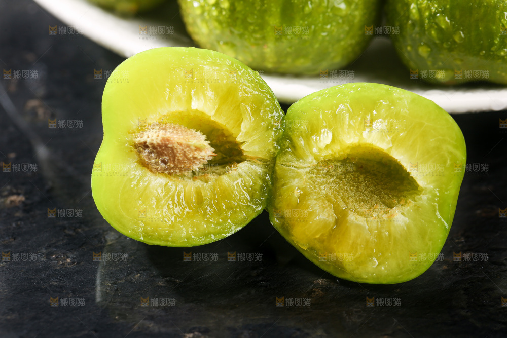深底上放着脱骨李