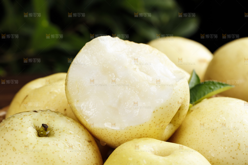 堆放着的皇冠白梨