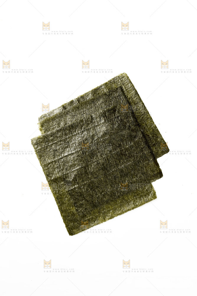 白底上的寿司海苔片