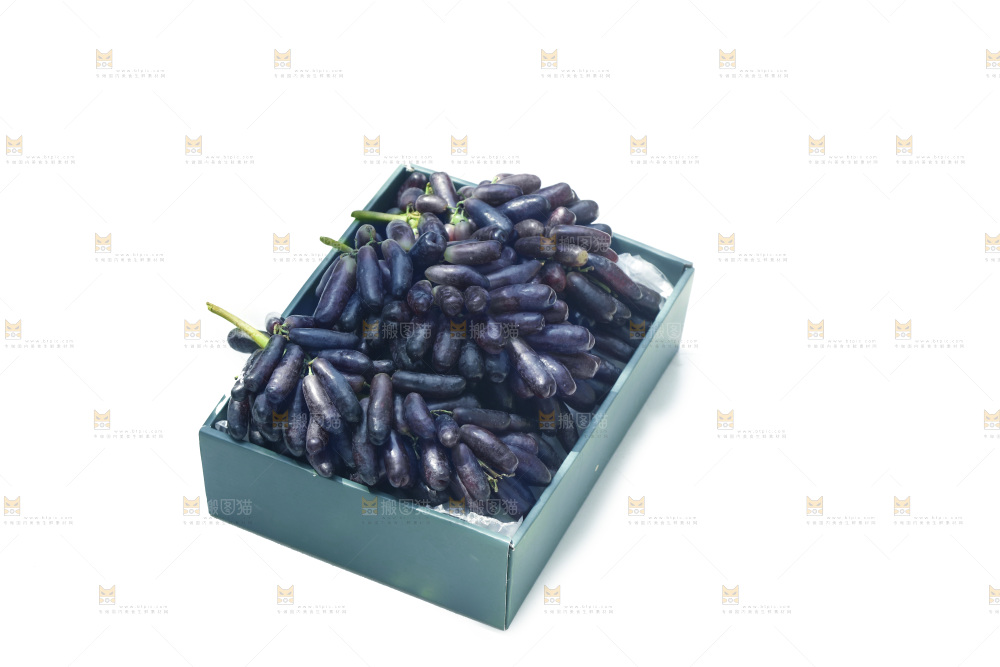 礼品盒里的蓝宝石葡萄