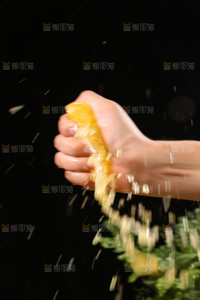 手里爆汁的爱媛果冻橙