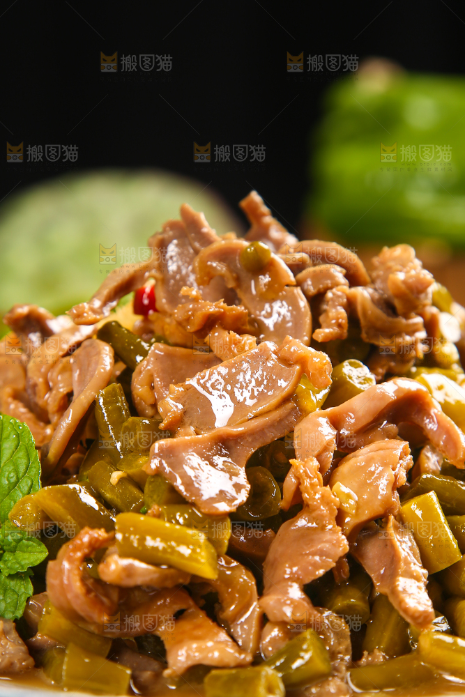 一盘酸豆角炒鸡胗