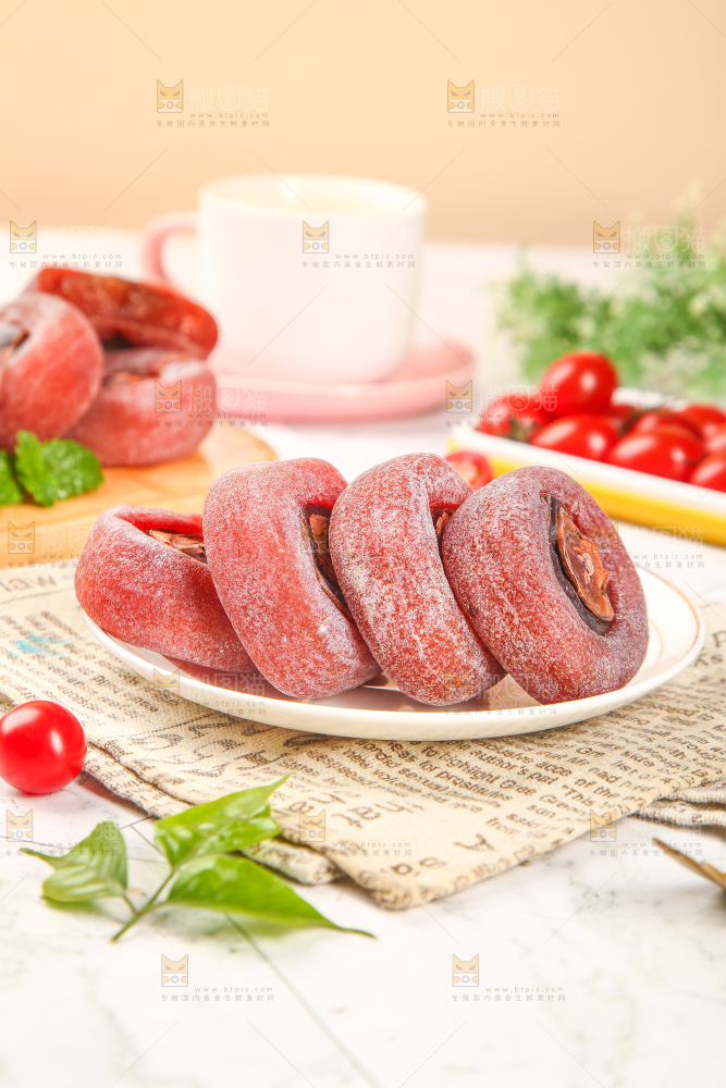 一盘霜降柿饼