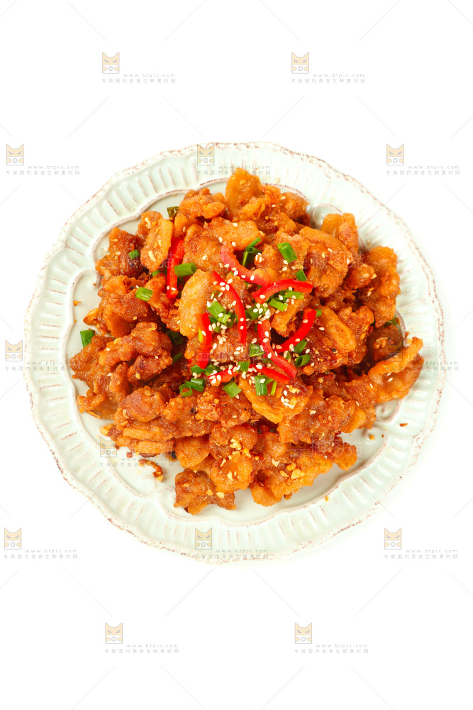 一盘蒜香辣子五花肉摆在白底上