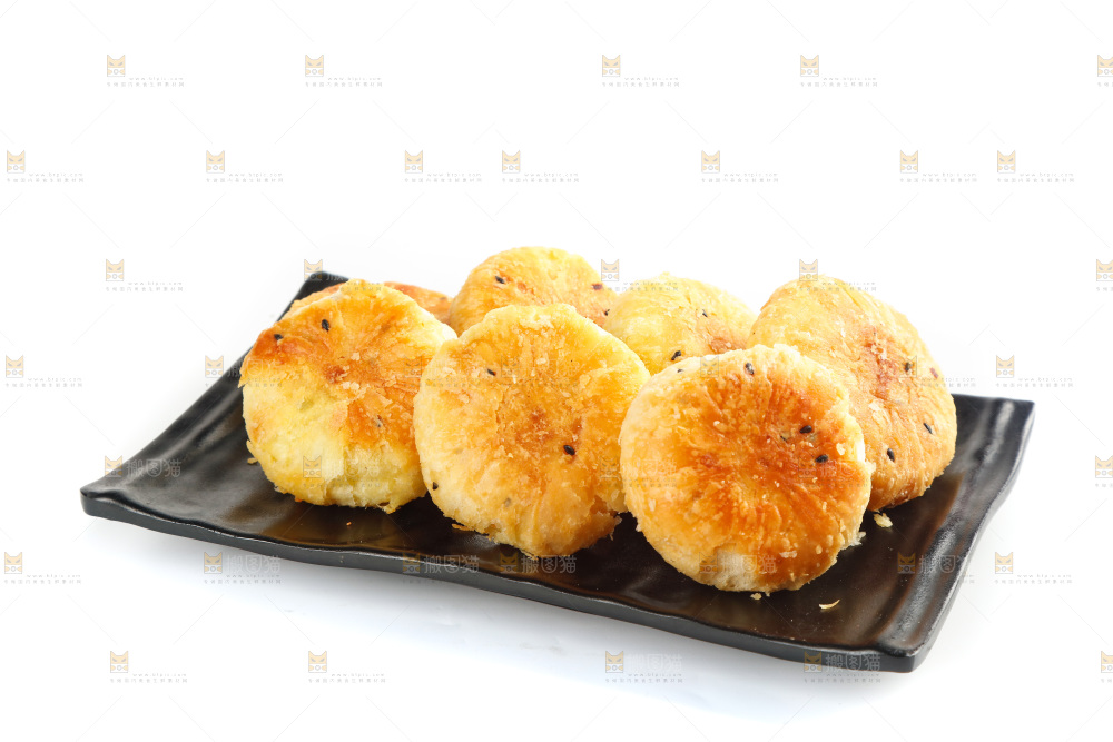 白底上的小酥饼