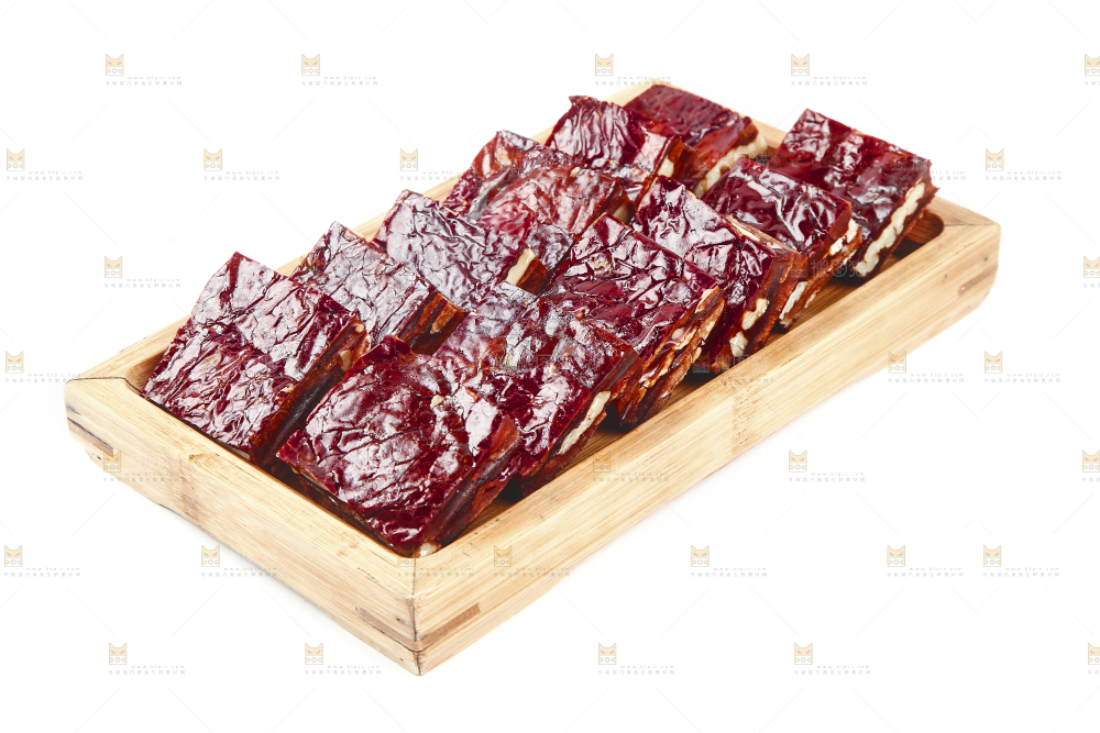 木盘里摆放着枣仁派