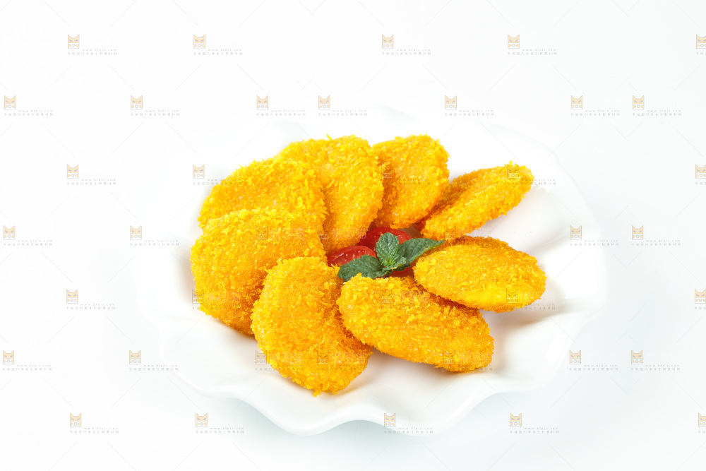 白底上放着一盘南瓜饼