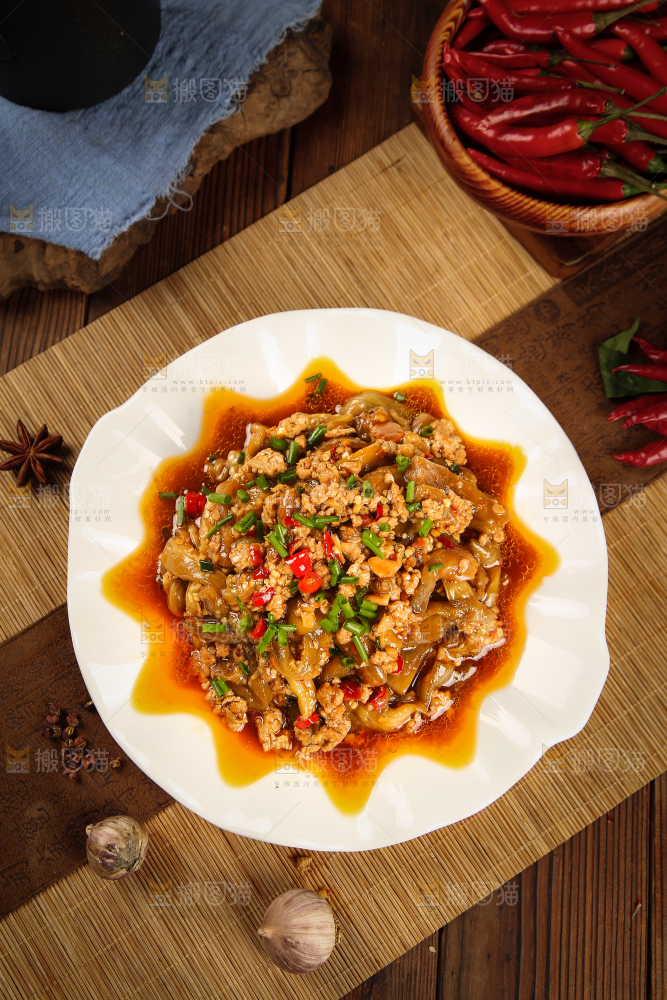 一盘香辣肉沫茄子