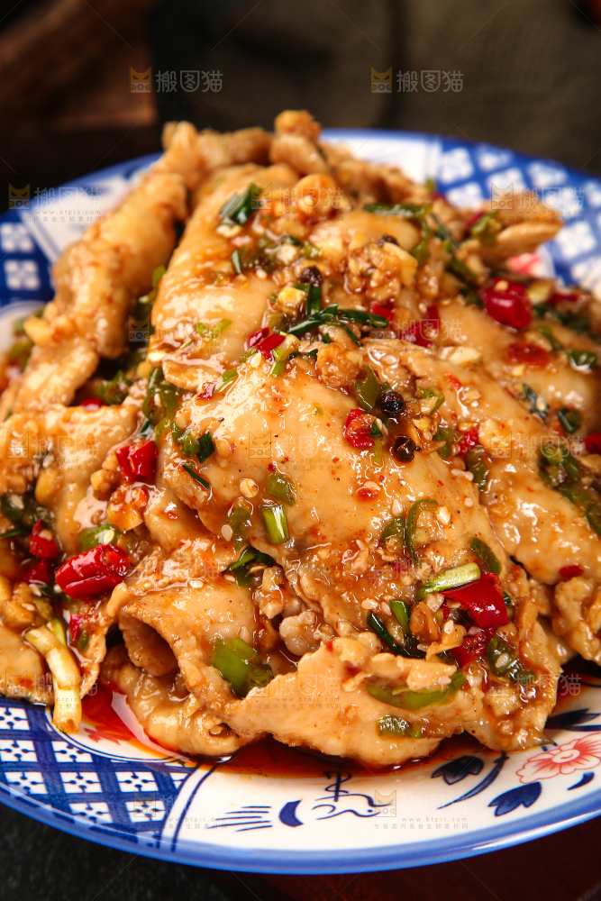 一盘麻辣水煮肉片