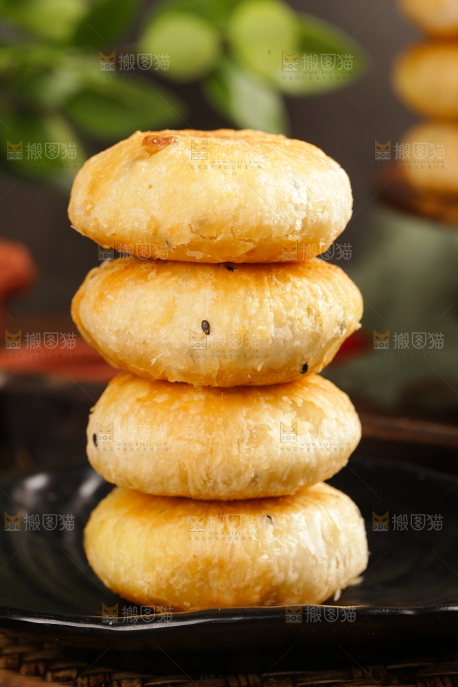 盘子里的酥饼