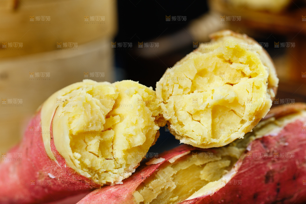 木板上的陝西板栗紅薯