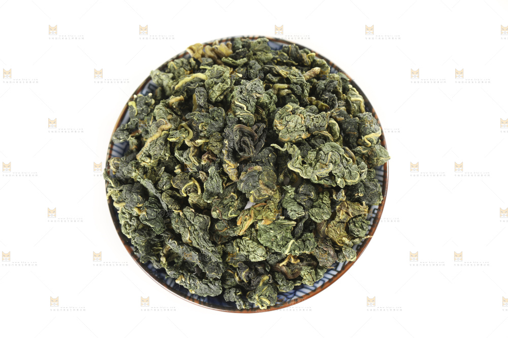 白底上的桑叶茶
