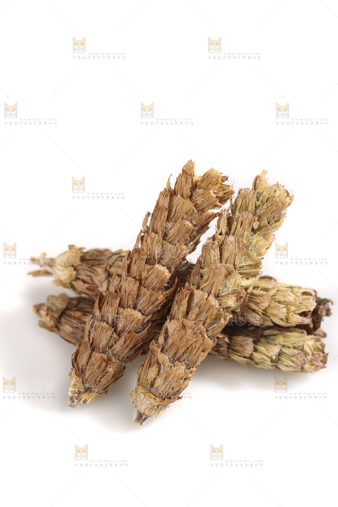 白底上放着夏枯草