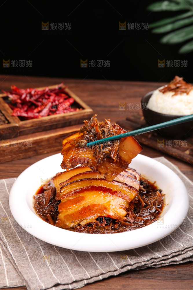木底上的梅干菜扣肉