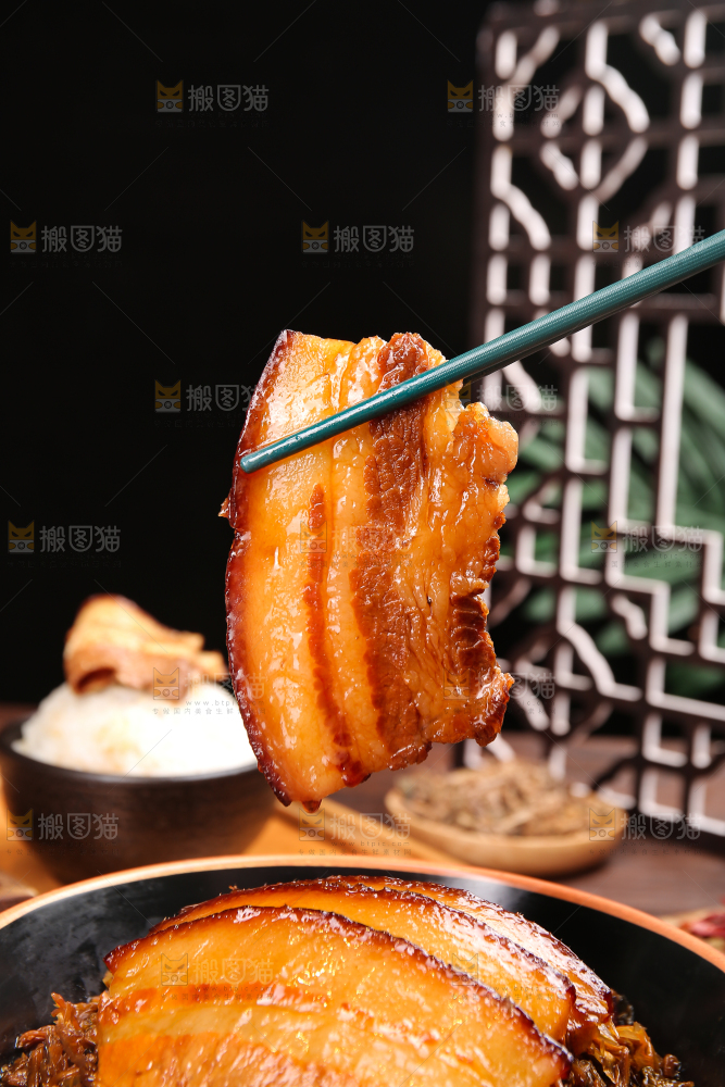 木底上的梅干菜扣肉