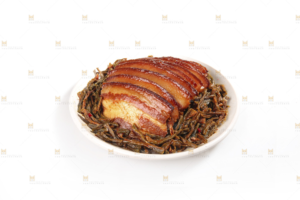 白底上的干豆角扣肉