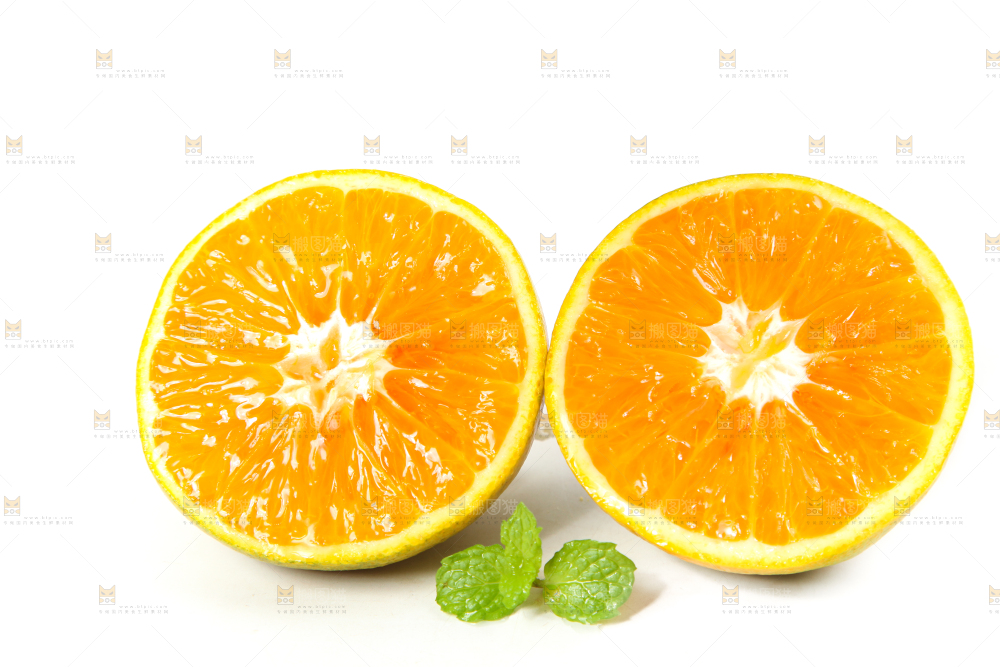 白底上放着的夏橙