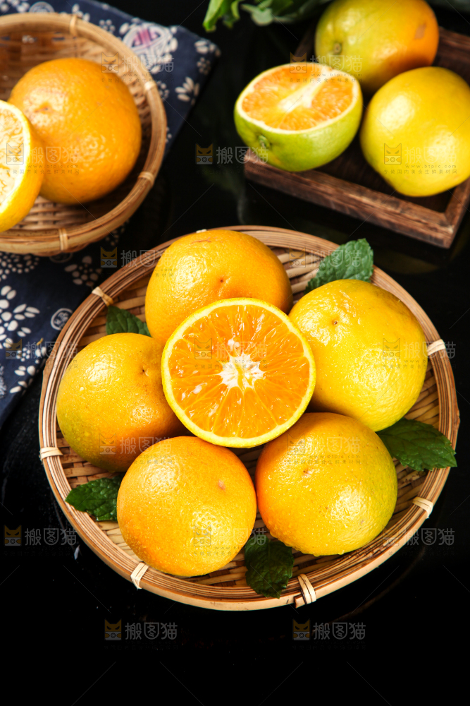 深底上放着夏橙