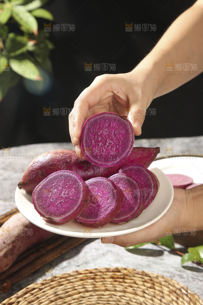 深底上的紫心番薯