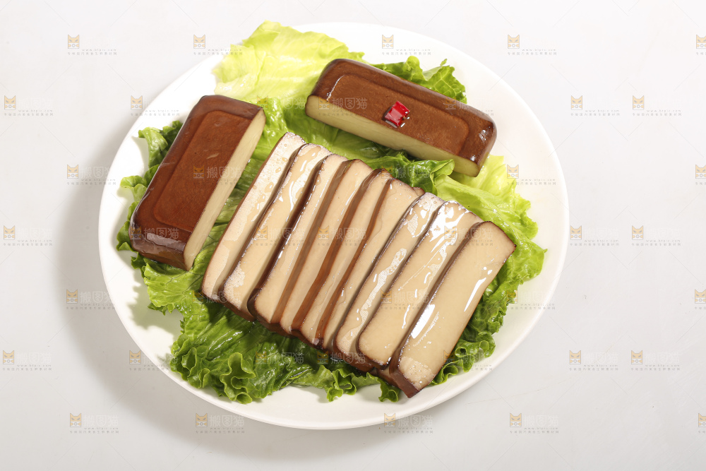 白底上的鸡蛋干
