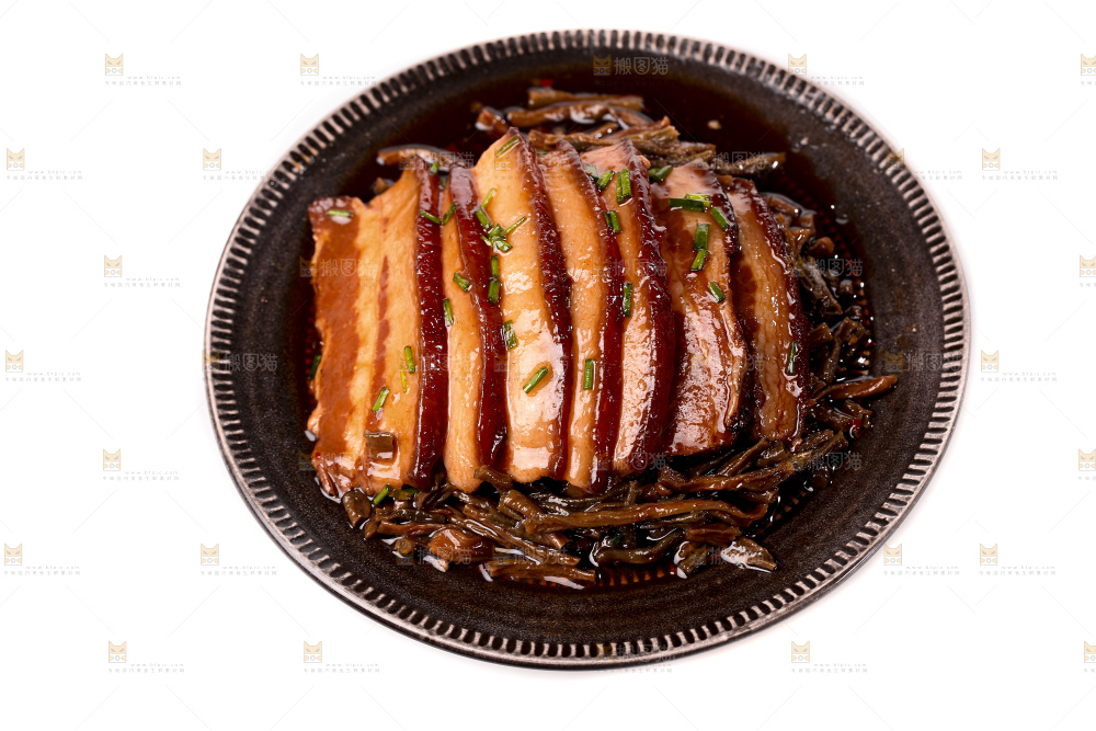 白底上的干豆角扣肉