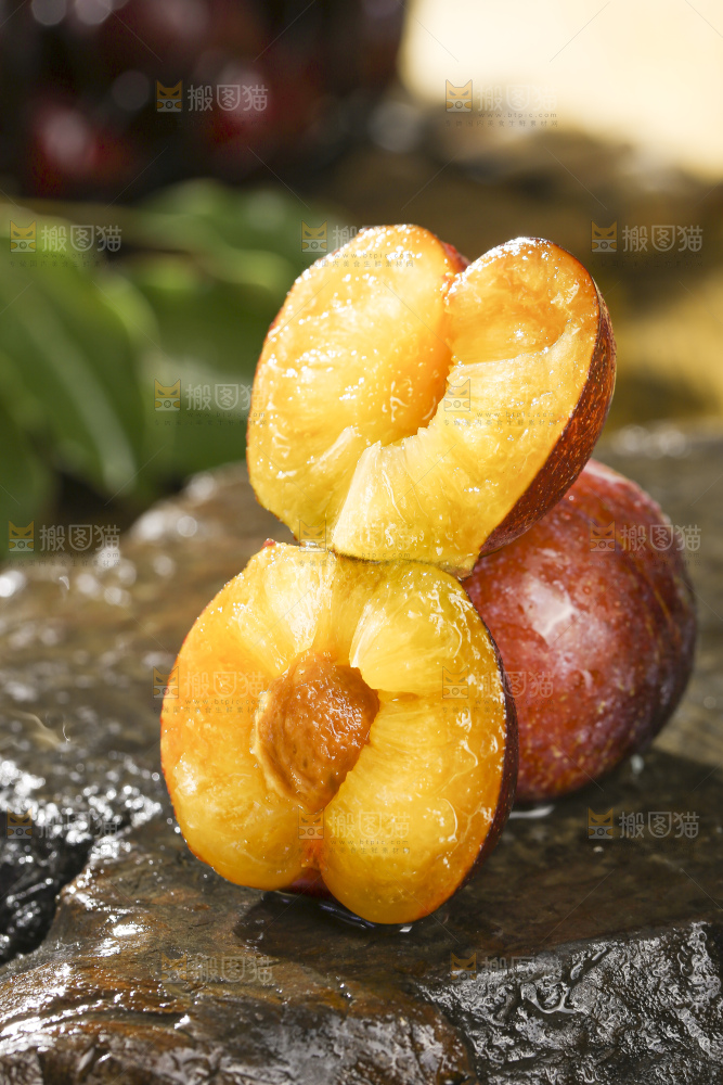 木底上的红脆李