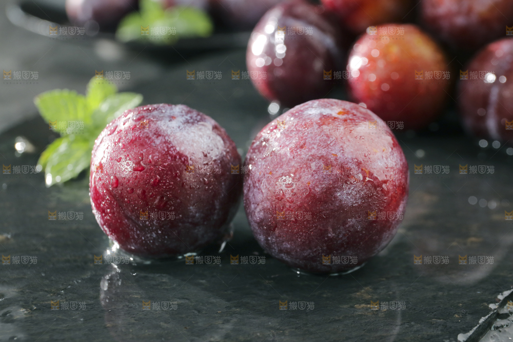 深底上放着脱骨李