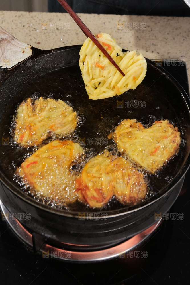 炸薯饼