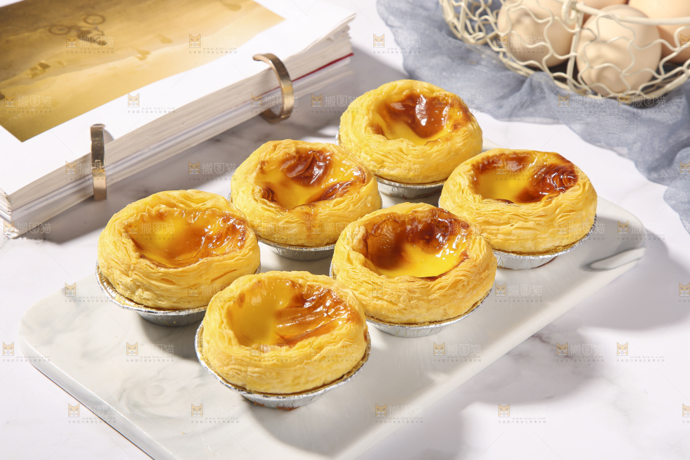 浅底上的葡式蛋挞