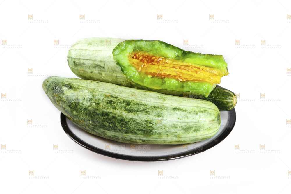 白底上的羊角蜜瓜