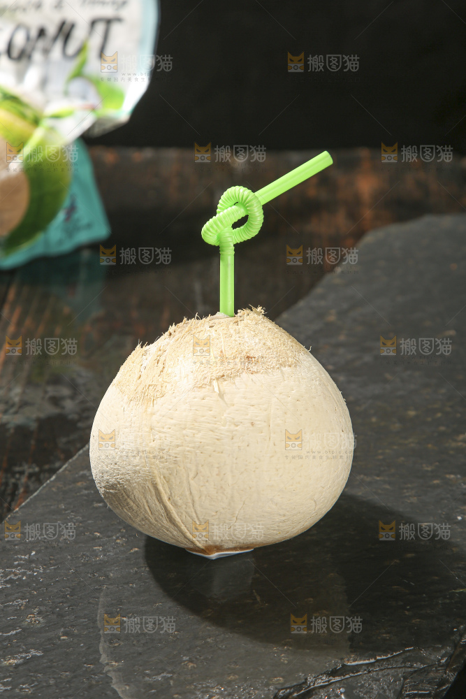 深底上的泰国进口烤椰