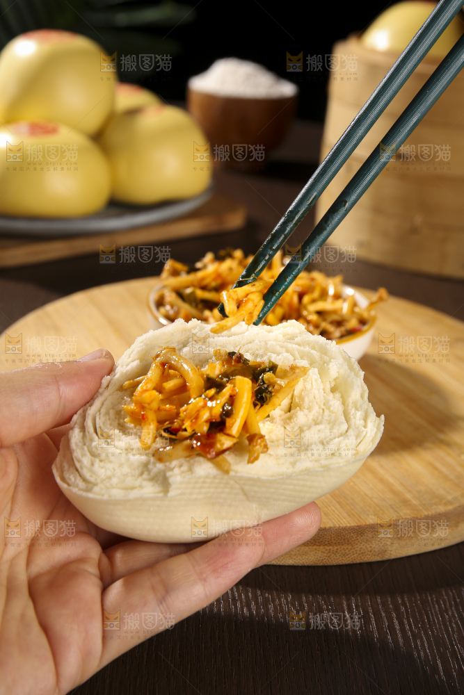 深底上的白面馒头