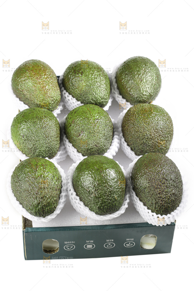 白底上的牛油果