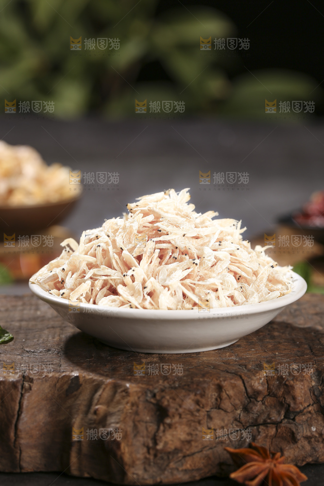 深底上的虾米皮
