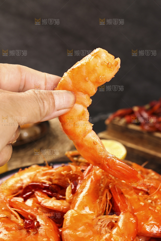 深底上的香辣大虾